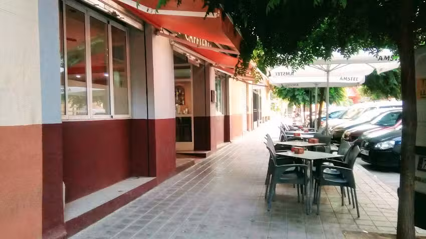 Bar &ndash; Cafeter&iacute;a Seyma