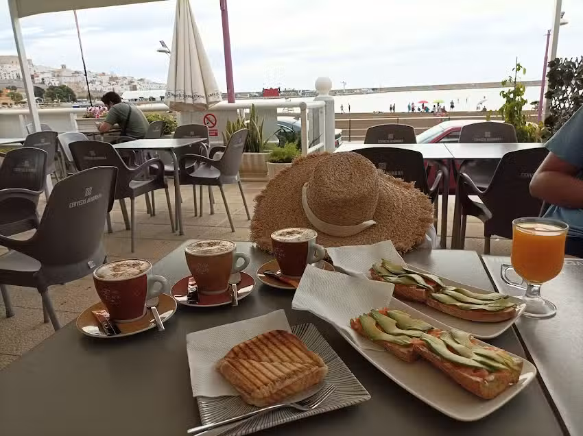 Bar Cafeter&iacute;a Sheila