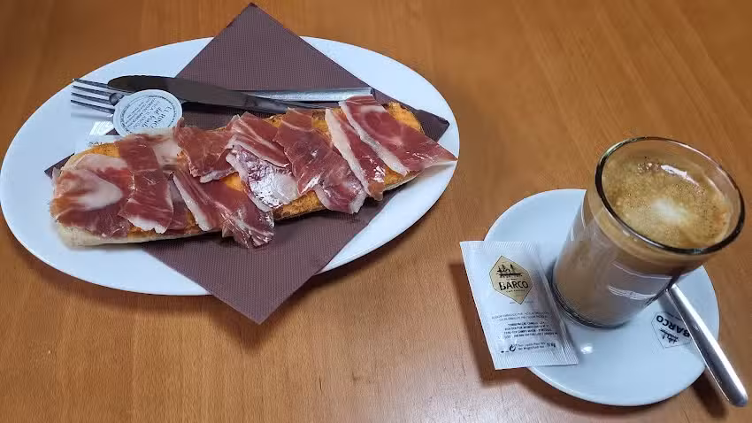 Bar Cafeter&iacute;a Teleclub