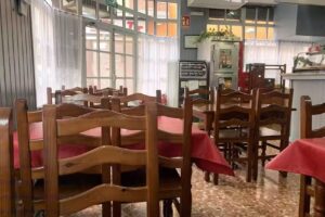 Bar Cafeter&iacute;a Transit Gran Prix