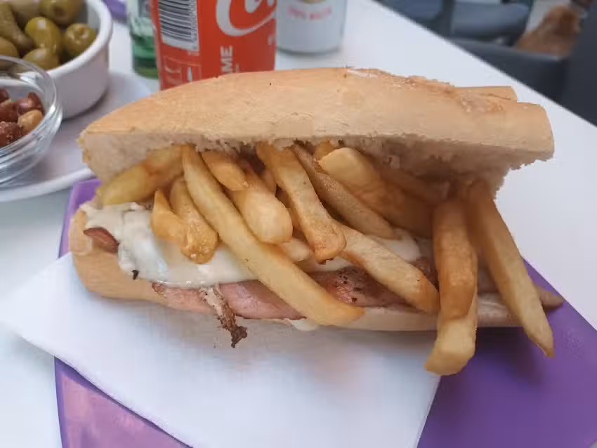 Bar &ndash; Cafeteria Utiel II