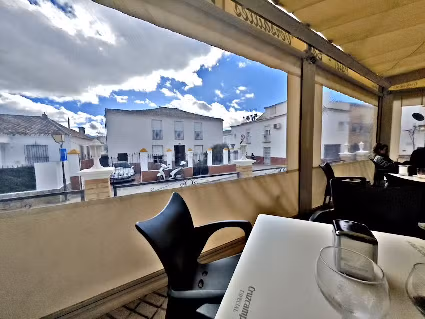 Bar Cafeter&iacute;a Versailles 78