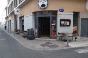 Bar Cafeter&iacute;a V&iacute;ctor