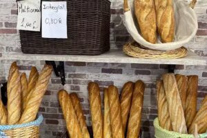 Bar cafeter&iacute;a y panader&iacute;a 4 Fant&aacute;sticos