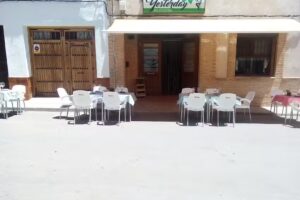 Bar cafeter&iacute;a Yesterday