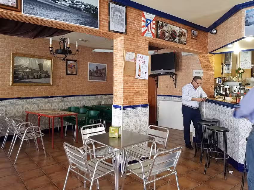 Bar Cano Francis Grego &laquo;La diferencia&raquo;