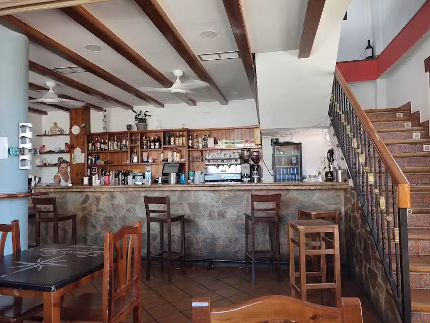 Bar Casa To&ntilde;o