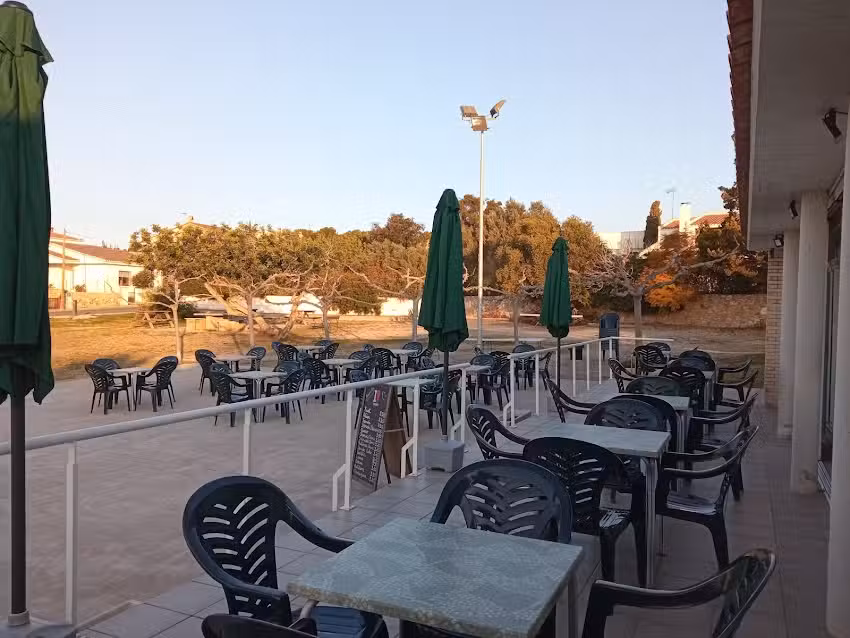 Bar Casal mar&iacute;tima nord