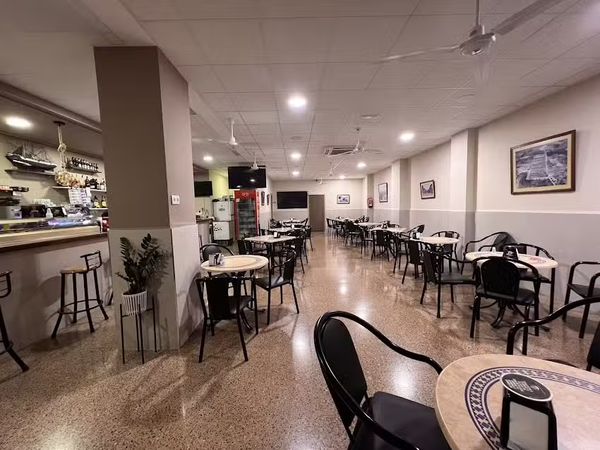 Bar Cazadores