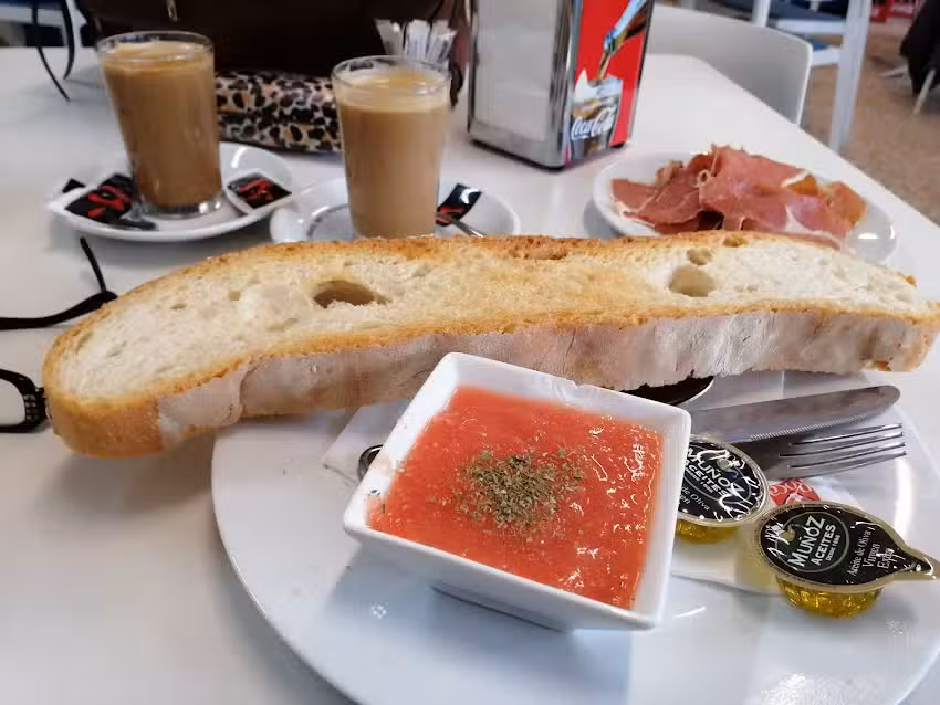 BAR CENTRO SOCIAL POLIVALENTE