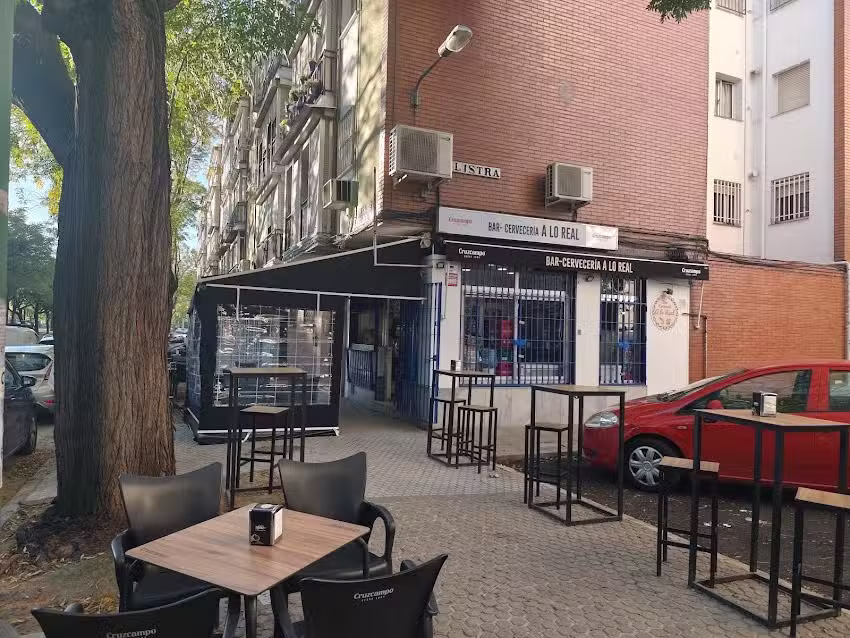 Bar Cervecer&iacute;a A Lo Real