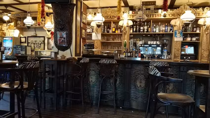 Bar Cervecer&iacute;a Babu Afrika