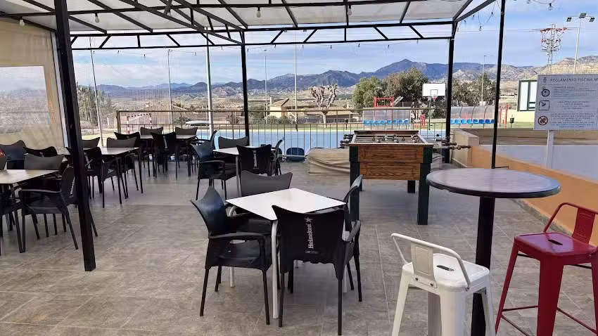 Bar cerveceria El Poli