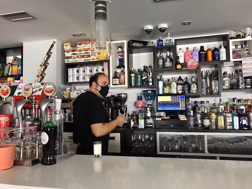 BAR &ndash; CERVECERIA EL RESCATE