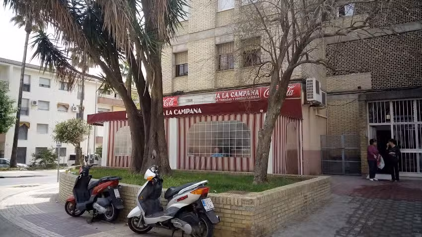 Bar cervecer&iacute;a La campana