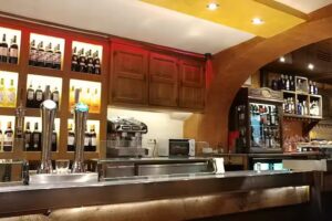 Bar Cervecer&iacute;a La Estafeta