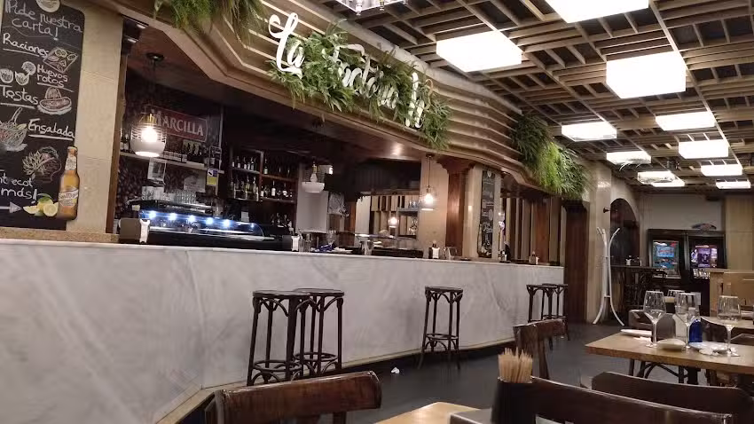 Bar Cervecer&iacute;a La Factor&iacute;a H3