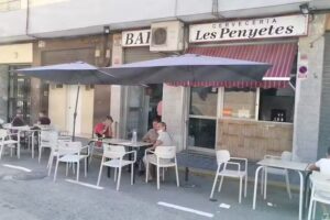 BAR CERVECERÍA Les Penyetes.