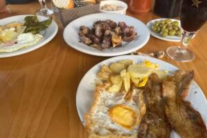 Bar Chocolate. La Llosa