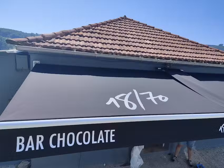 BAR CHOCOLATE