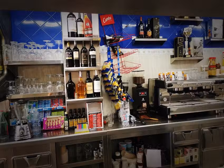 Bar Churrer&iacute;a Rompeolas