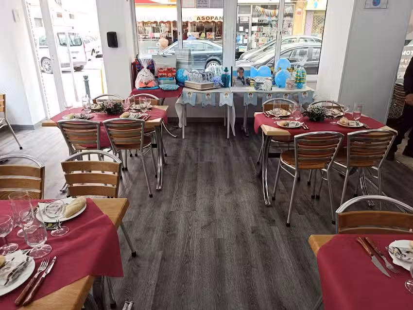 Bar &ndash; Churrer&iacute;a Santo Tomas