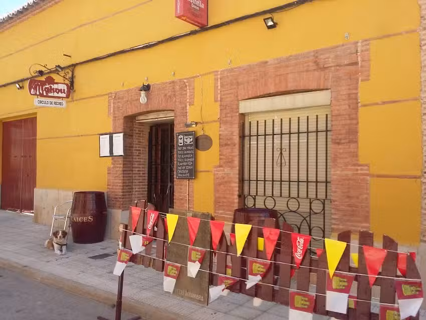 Bar C&iacute;rculo De Recreo