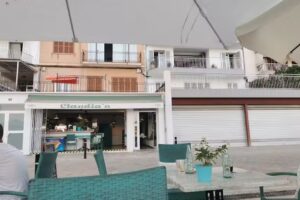 Bar Claudia’s Cafeteria