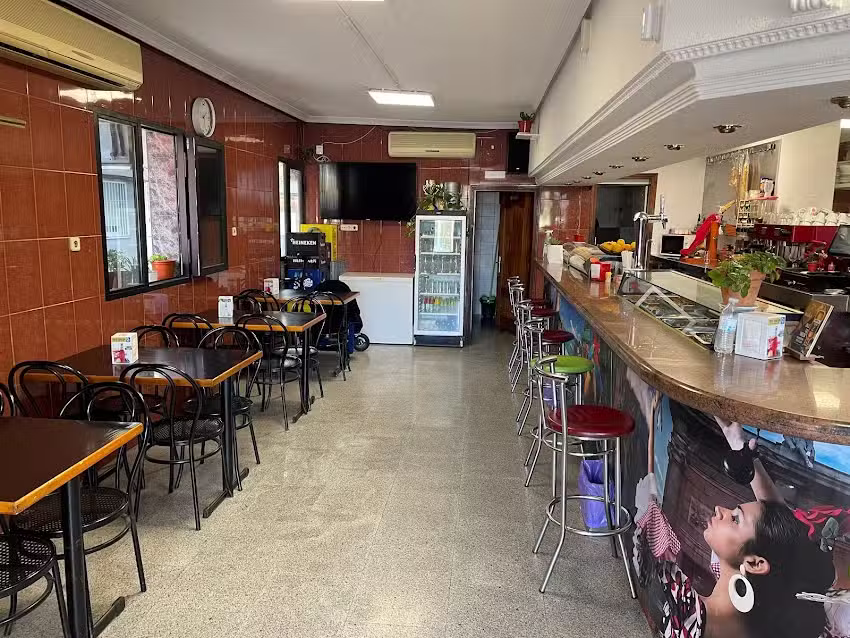Bar, c&oacute;mprate un amigo