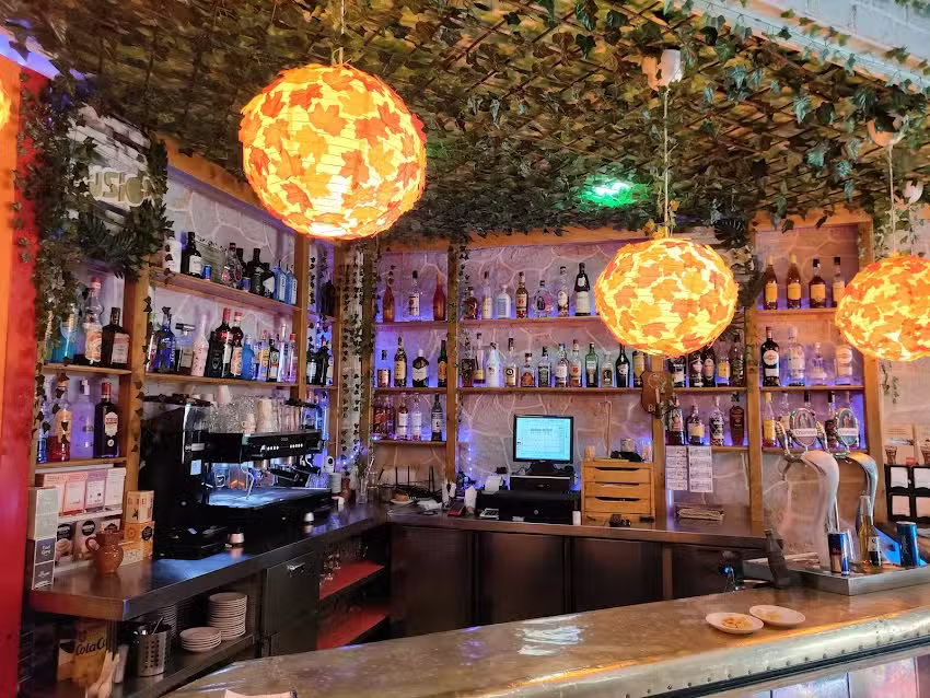 Bar copas la ilusi&oacute;n