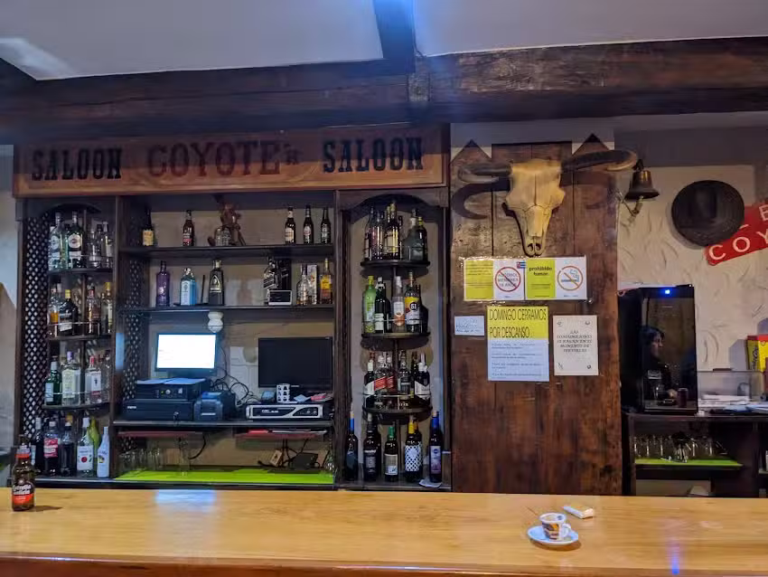 Bar Coyote