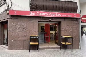 Bar Cuatro Puertas