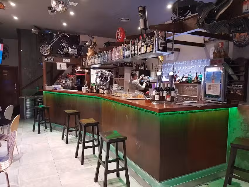 Bar Dakota