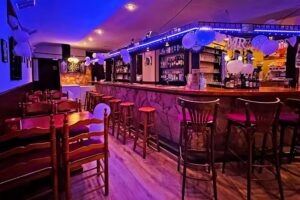 Bar de copas | BOCADITOS 2.0 | Discopub