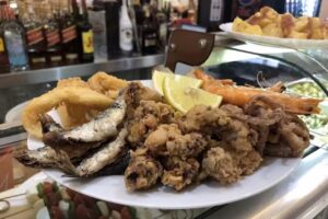 Bar de copas CASA BLANCA