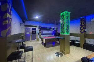 Bar de extremo a extremo