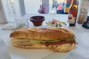 Bar De La Piscina La Pobla Del Duc