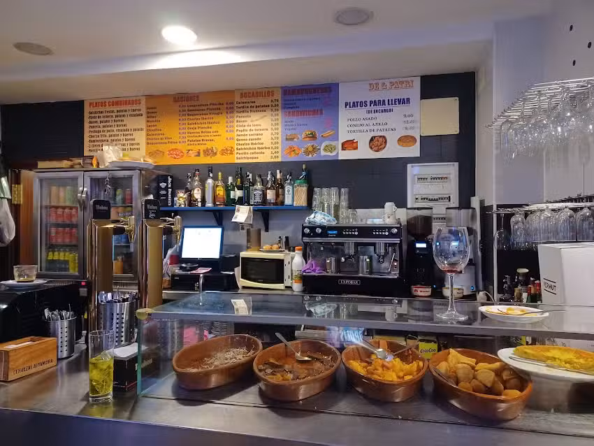 Bar De Tapas De & Patri