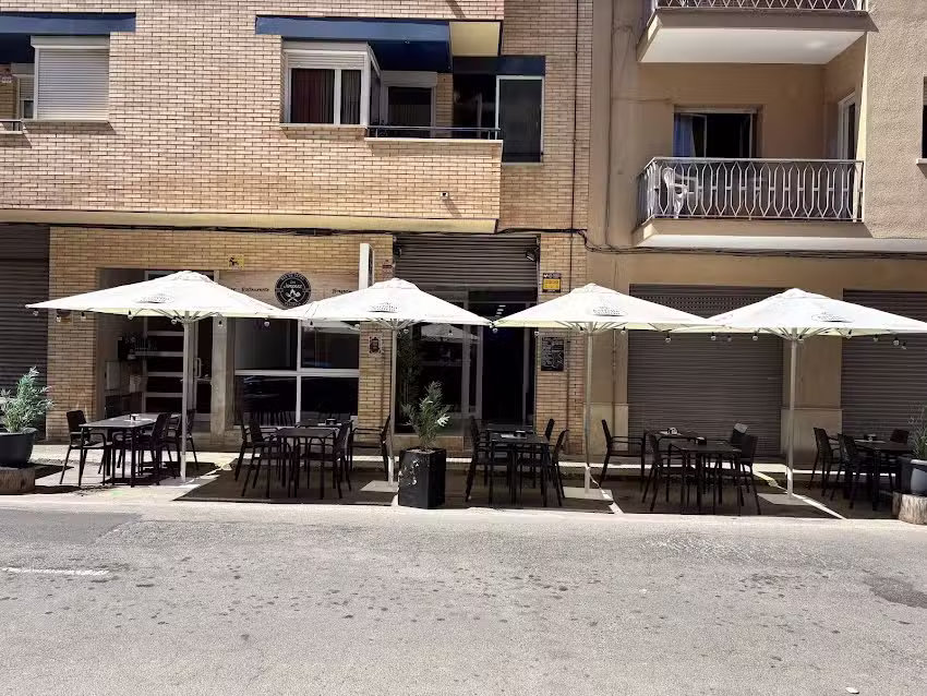 BAR-DE TAPAS LOS JIM&Eacute;NEZ BRASERIA