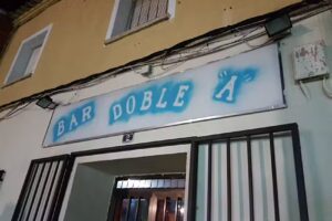Bar Doble A