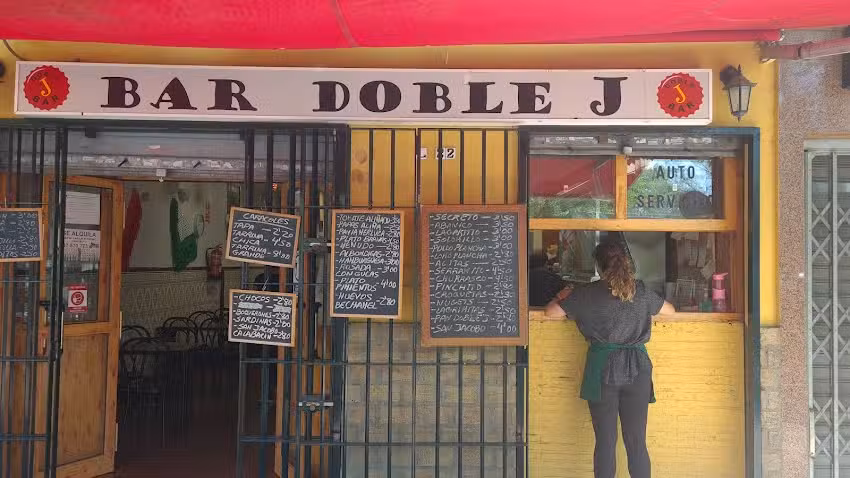 Bar Doble J