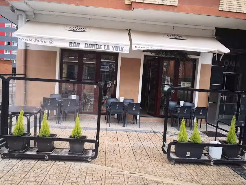 bar donde la Yuli
