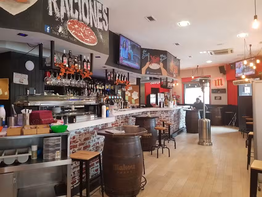 Bar Donde Siempre M&oacute;stoles