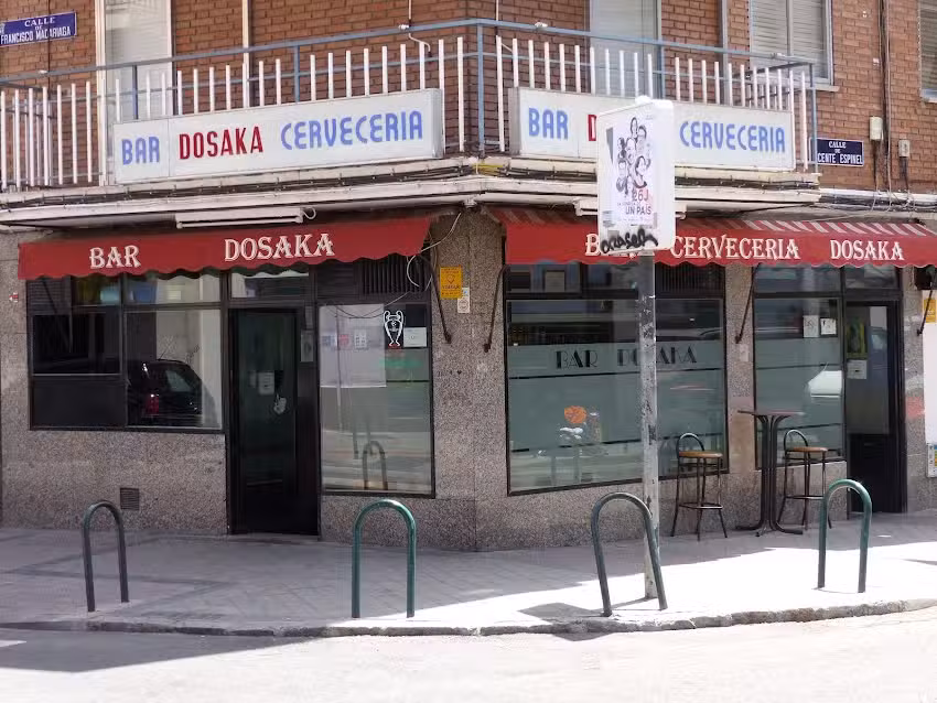 Bar Dosaka