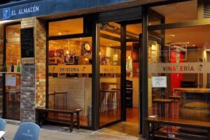 Bar El Almac&eacute;n