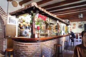 Bar EL BERROCAL. / Expendeduría de tabaco