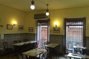 Bar El Divino &ndash; Especialidad en Gallinejas y Entresijos