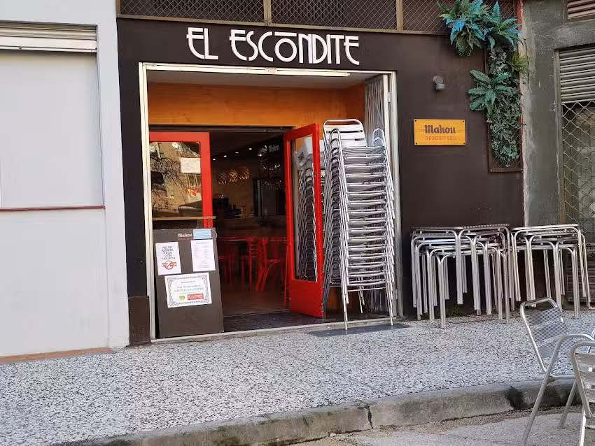 Bar El Escondite