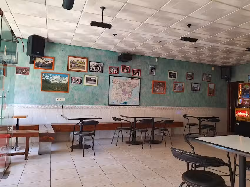 Bar el Front&oacute;n