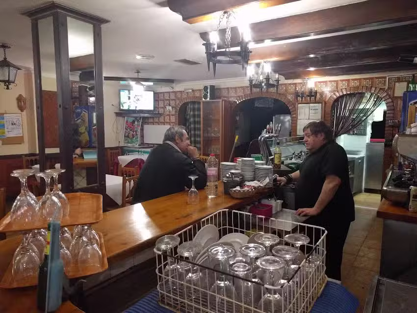 Bar El Mes&oacute;n de Castro